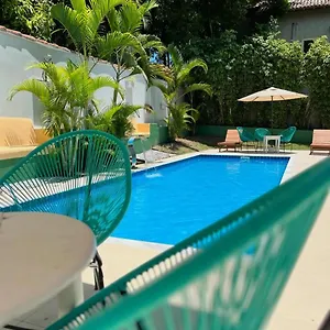 2* Pensión Pangea Tropical